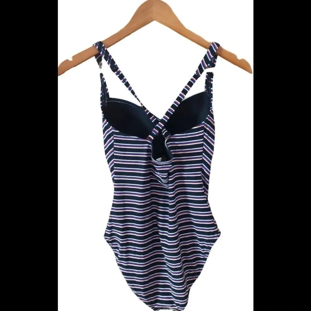 NIP Tuck Bond Eye Tummy Tuck Slimming Swimsuit Size 6 Multi Fit Cup Striped